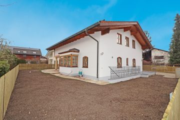Familientraum in Neubiberg – EFH mit modernisierter Heizung und Solarpanels, 85579 Neubiberg, Einfamilienhaus