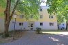 Ottobrunn: Neuwertige 2-Zimmer-Wohnung mit Süd-West-Loggia in ruhiger Wohnlage - Hauseingang