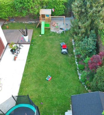 Vermietet: Traumhafte 4-Zi-Wohnung mit 300 qm Garten in Trudering, 81827 München, Terrassenwohnung