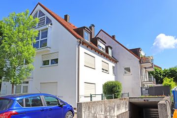 Karlsfeld: Helle und geräumige 3,5-4-Zi-Whg. mit Süd-Ost-Balkon und Top-Infrastruktur, 85757 Karlsfeld, Etagenwohnung