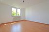 Verkauft: Bogenhausen - Am Zamilapark: 2-Zimmer Wohnung mit Balkon und Blick ins Grüne - helles Schlafzimmer