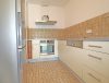 Verkauft: Bogenhausen - Am Zamilapark: 2-Zimmer Wohnung mit Balkon und Blick ins Grüne - Küche (wird entfernt)