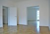 Traumhafte, helle und sanierte Altbauwohnung mit 4-Zi., süd-west-Balkon und Gartenanteil - extra Arbeitszimmer